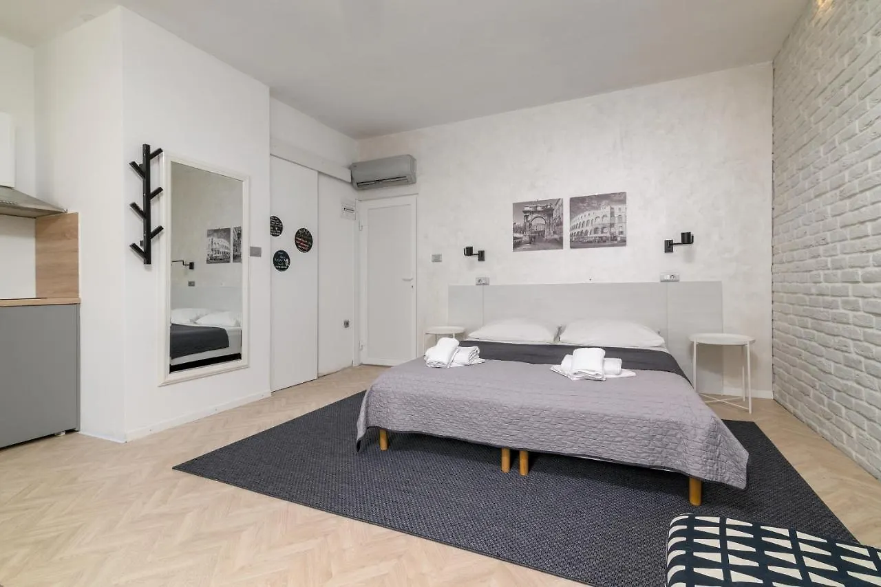 Apartments With Wifi Pula - 21407 Croatia