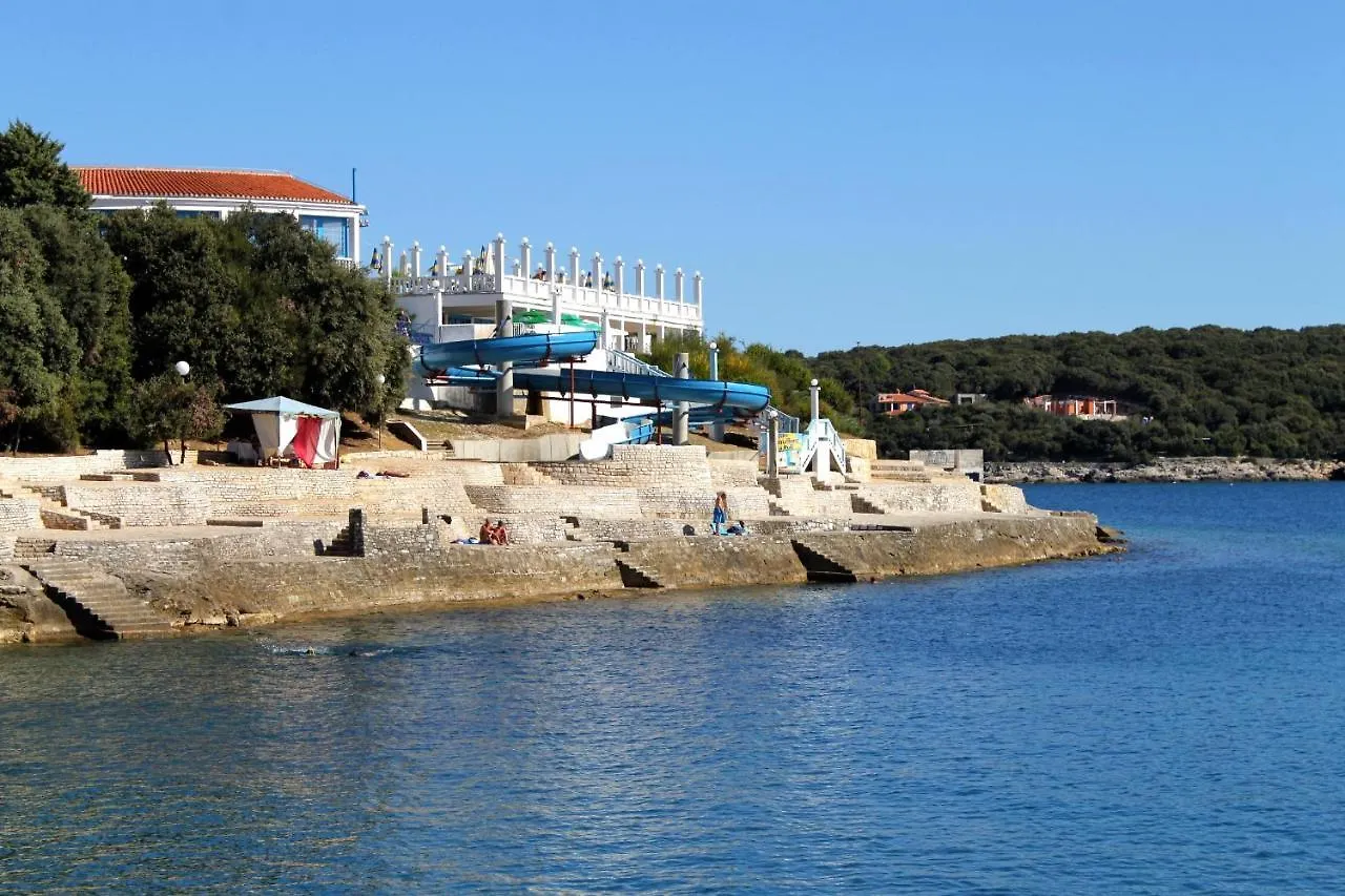 Apartments With Wifi Pula - 21407 Kroatien
